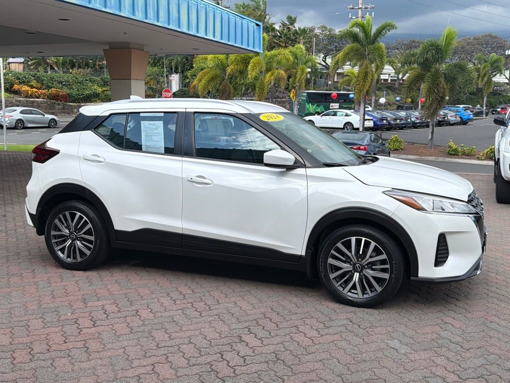 Used 2024 Nissan Kicks SV image 6