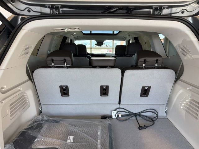 New 2026 GMC Acadia Denali w/ Super Cruise Package image 27