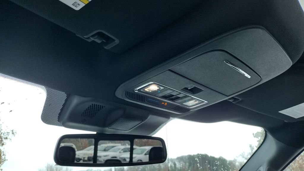 Used 2021 Ford F150 Lariat w/ Equipment Group 502A High image 20