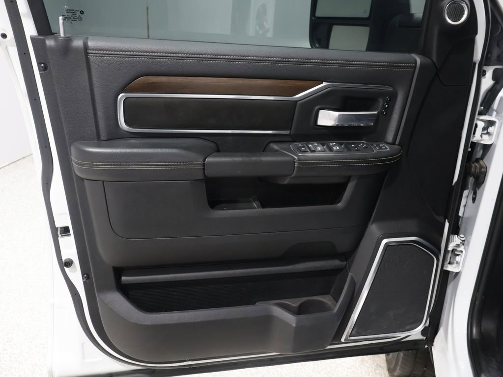 Used 2024 RAM 2500 Laramie image 16
