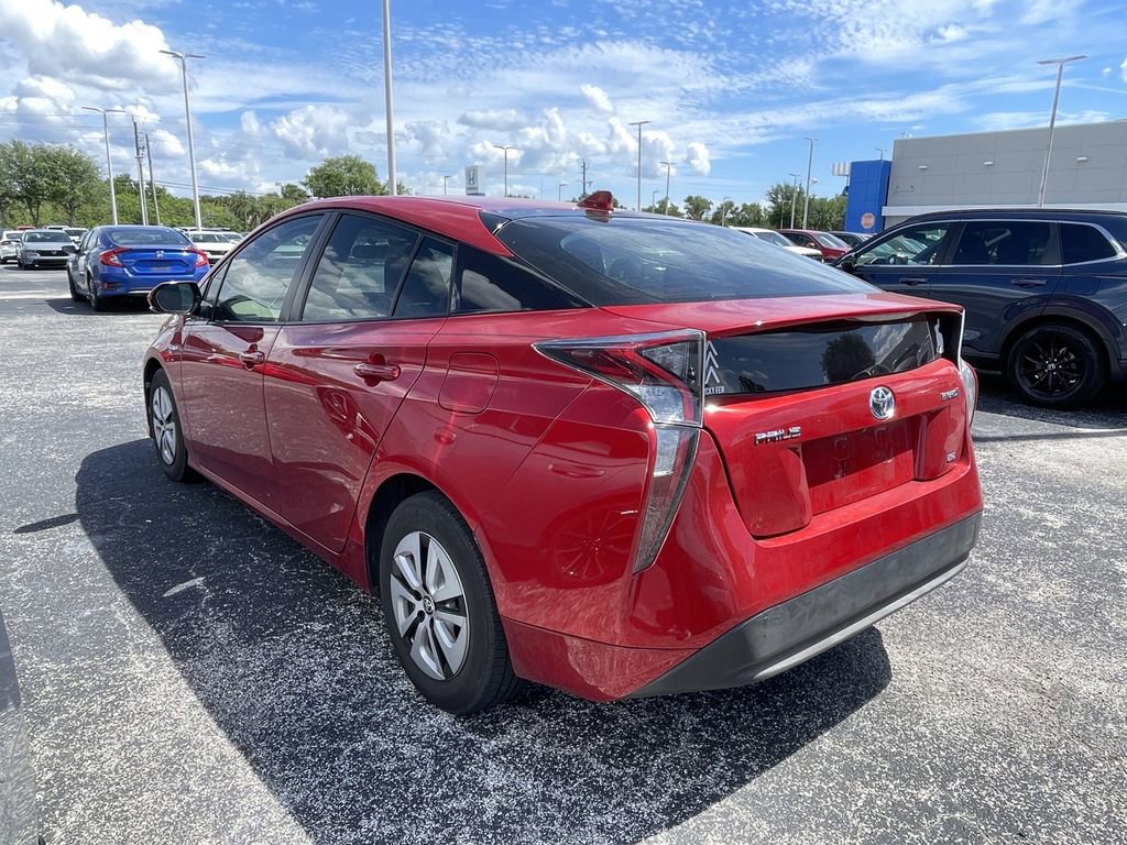 Used 2016 Toyota Prius Two FWD image 5