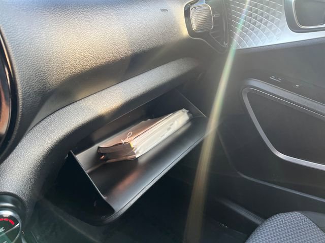 Used 2023 Kia Soul S image 32