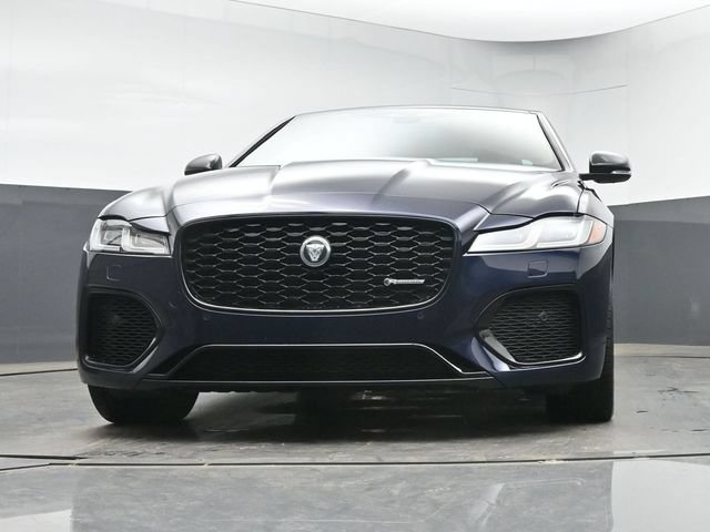 Used 2024 Jaguar XF R-Dynamic SE AWD/4WD image 34