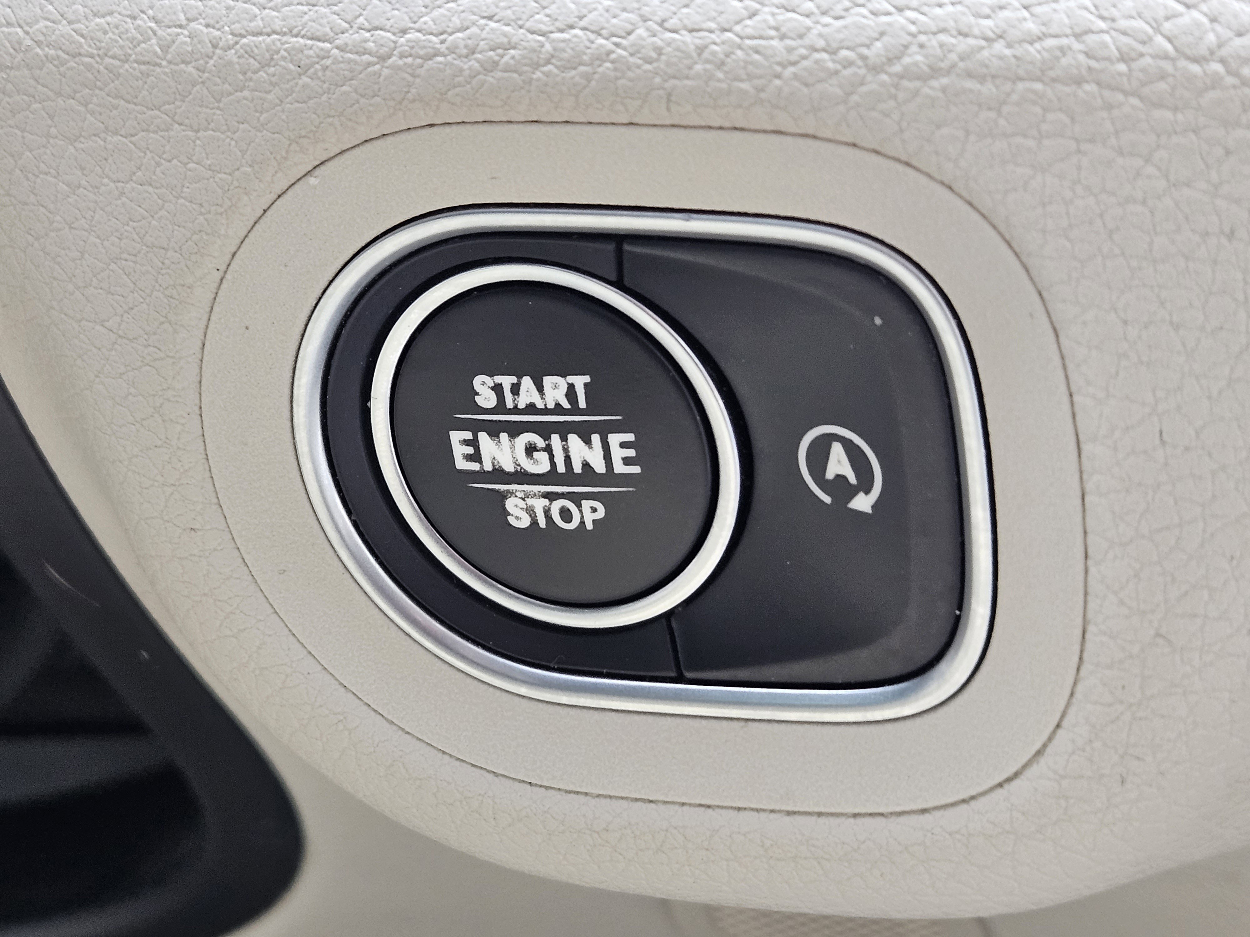 Certified 2020 Mercedes-Benz GLS 450 4MATIC image 21