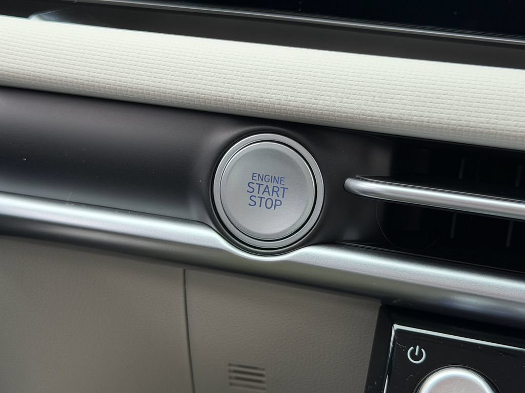 New 2026 Hyundai Tucson Blue SE AWD/4WD image 25