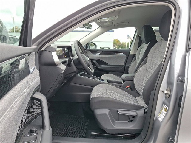 New 2026 Volkswagen Tiguan S image 6