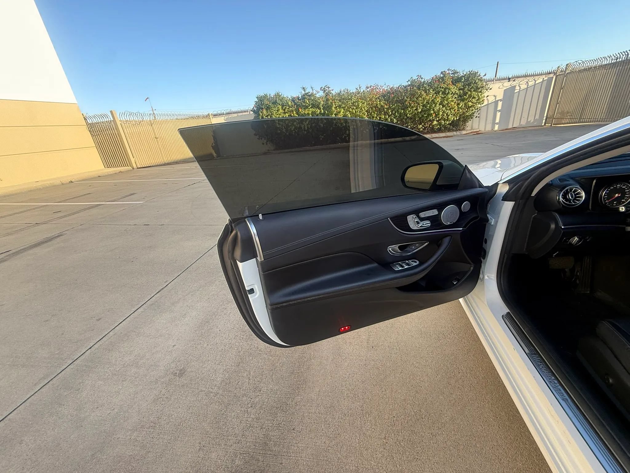 Used 2018 Mercedes-Benz E 400 Coupe image 7