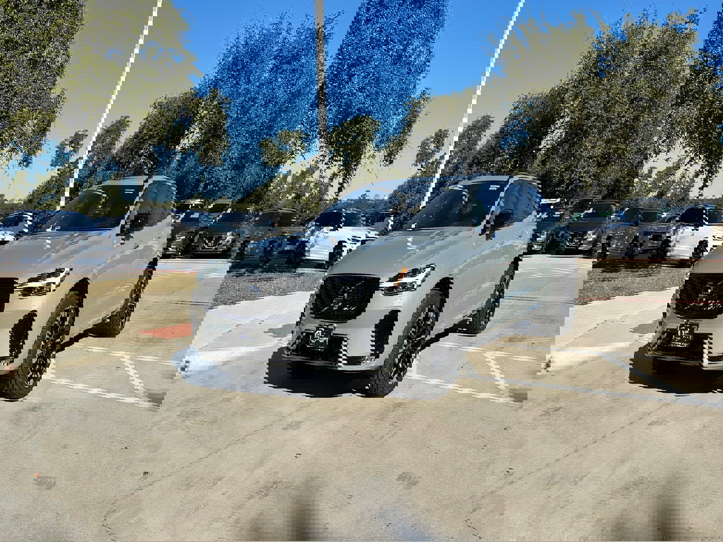 New 2026 Volvo XC60 B5 Plus w/ Protection Package Premier image 2