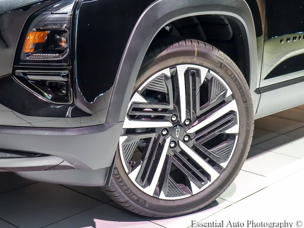 New 2027 Chevrolet Equinox RS w/ Safety and Technology Package AWD/4WD image 5