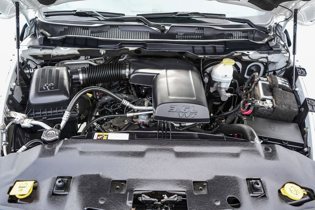 Used 2024 RAM 1500 Classic Warlock RWD image 27