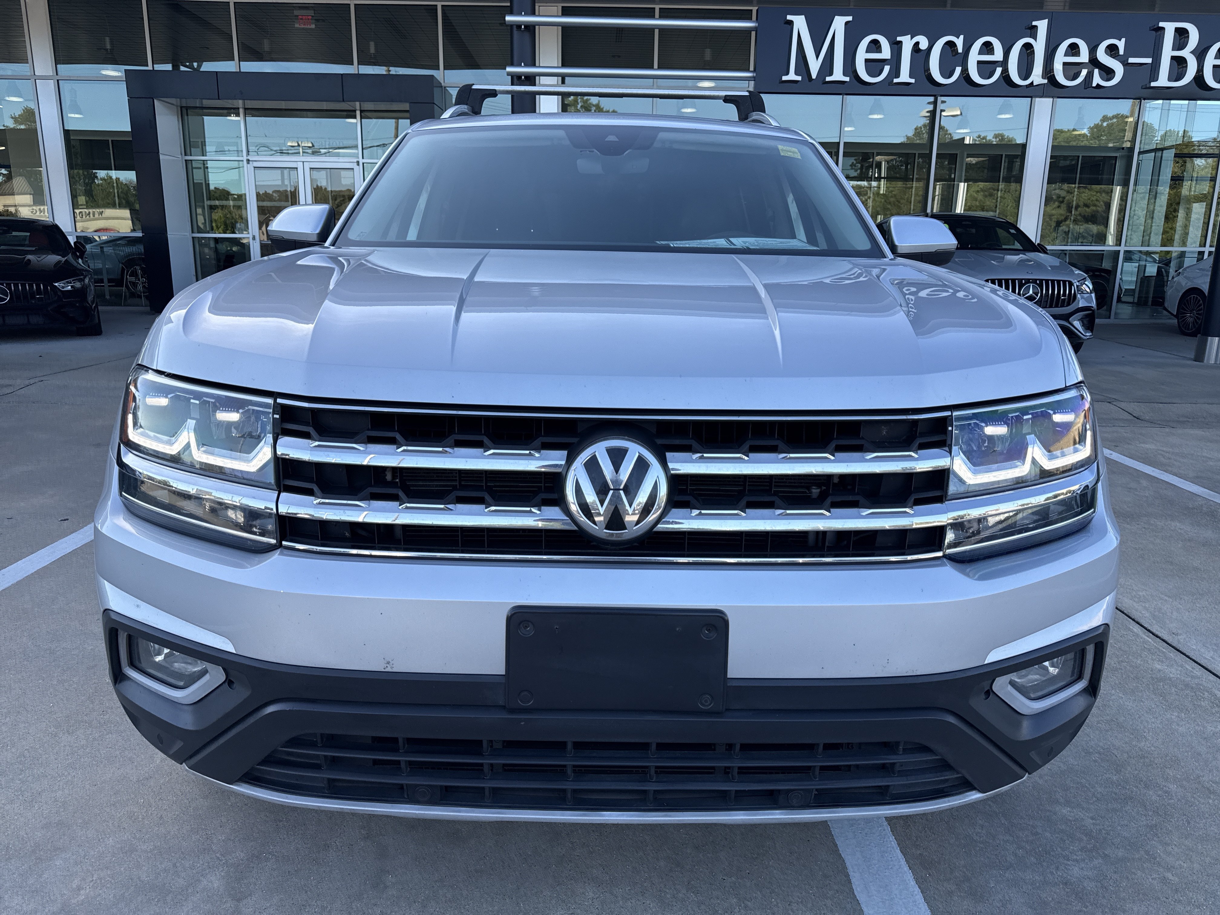 Used 2018 Volkswagen Atlas SEL AWD/4WD image 14
