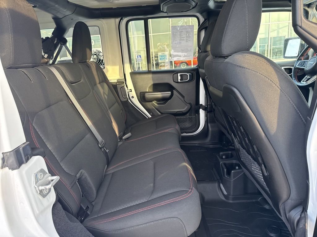 Certified 2021 Jeep Wrangler Unlimited Rubicon w/ Dual Top Group image 27
