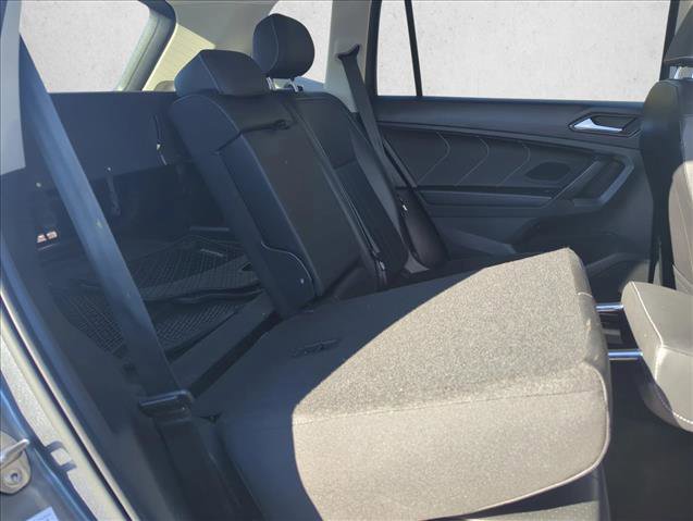 Used 2022 Volkswagen Tiguan SE image 20