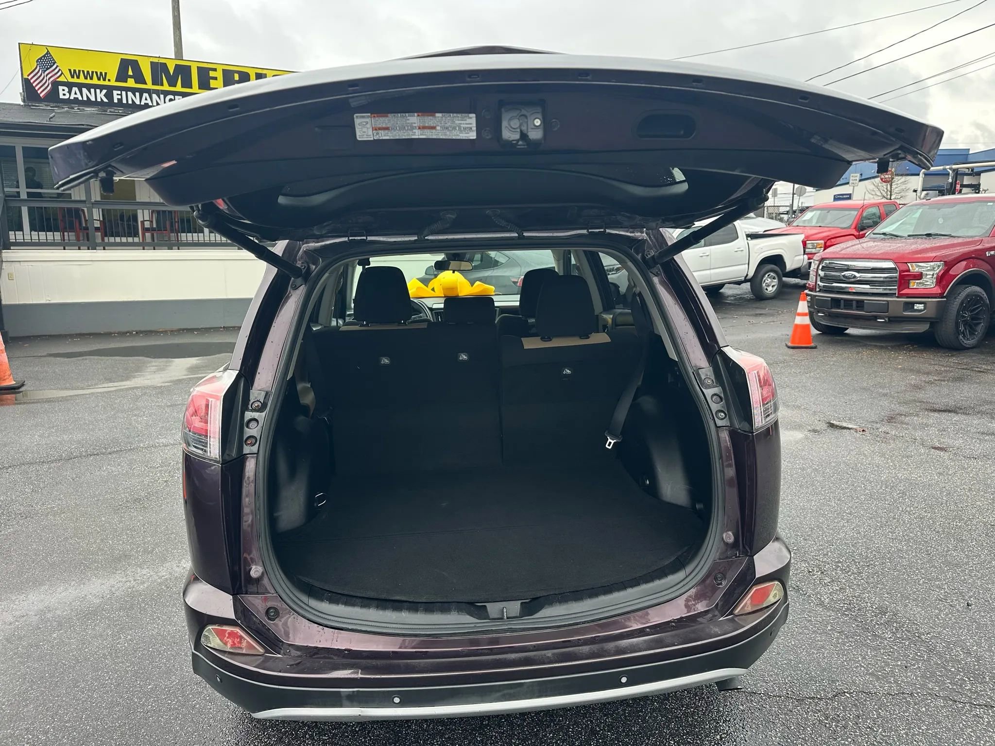 Used 2016 Toyota RAV4 XLE w/ Convenience Package image 13