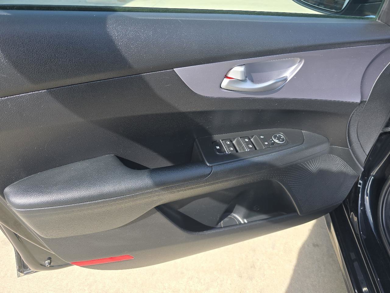 Used 2024 Kia Forte LXS image 14