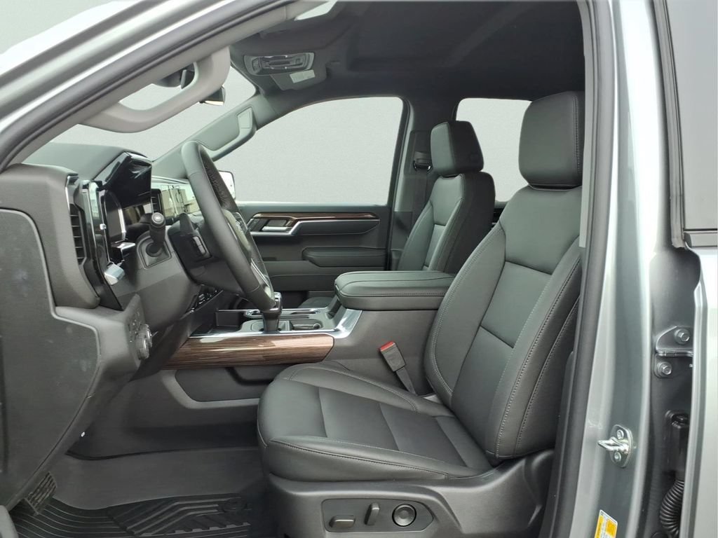 New 2026 Chevrolet Silverado 1500 LT Trail Boss w/ Convenience Package II AWD/4WD image 18