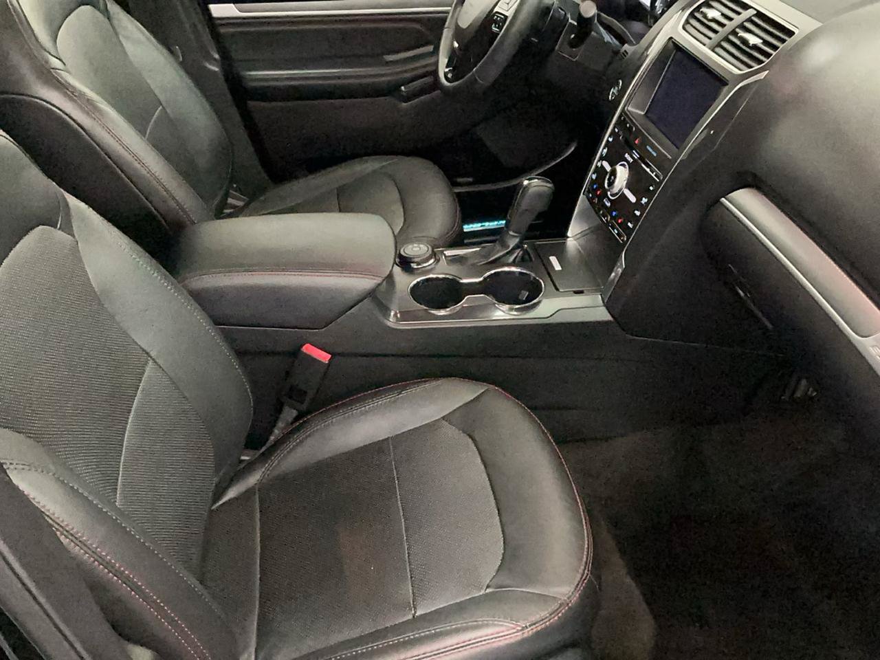 Used 2018 Ford Explorer Sport w/ Equipment Group 401A AWD/4WD image 15