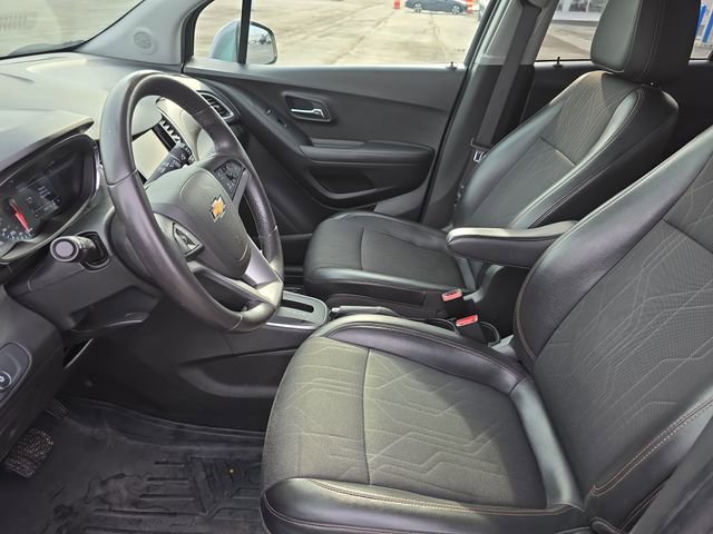Certified 2019 Chevrolet Trax LT w/ LT Convenience Package AWD/4WD image 12