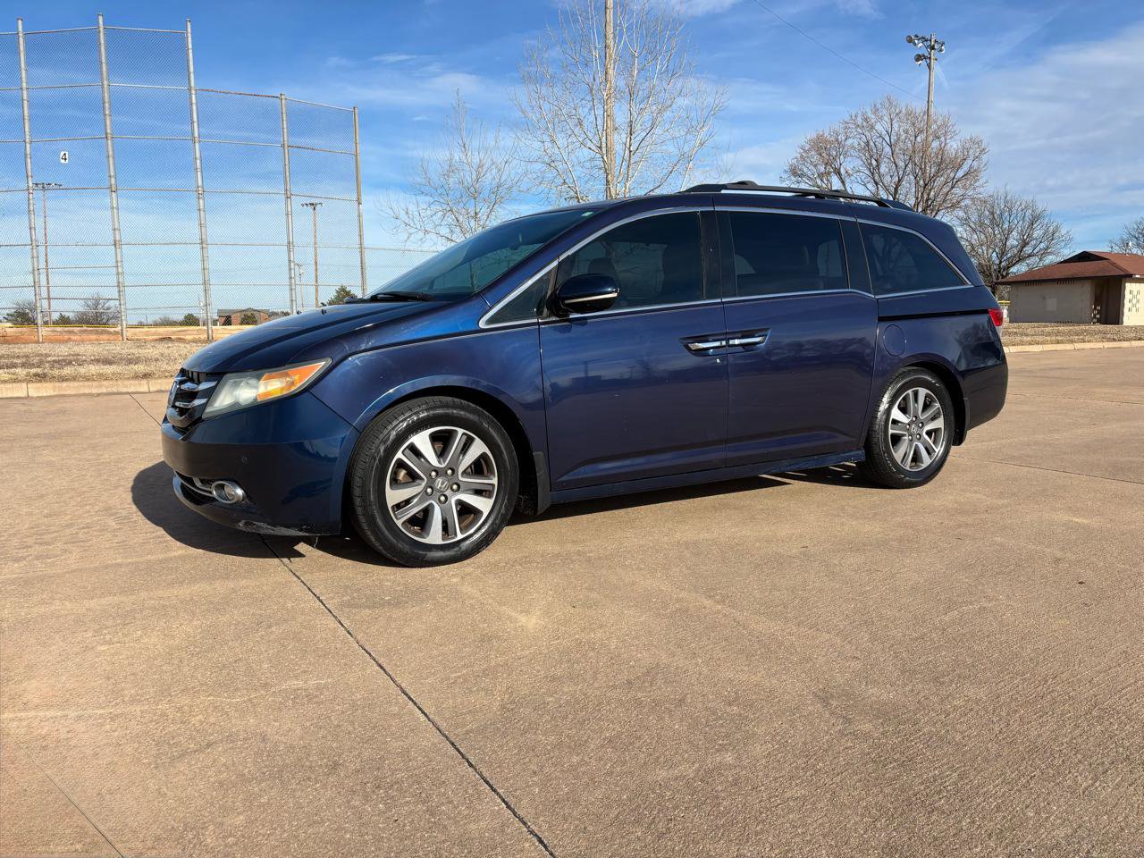 Used 2014 Honda Odyssey Touring image 2