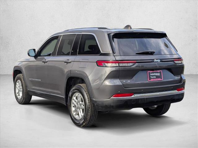 Used 2023 Jeep Grand Cherokee Laredo image 8