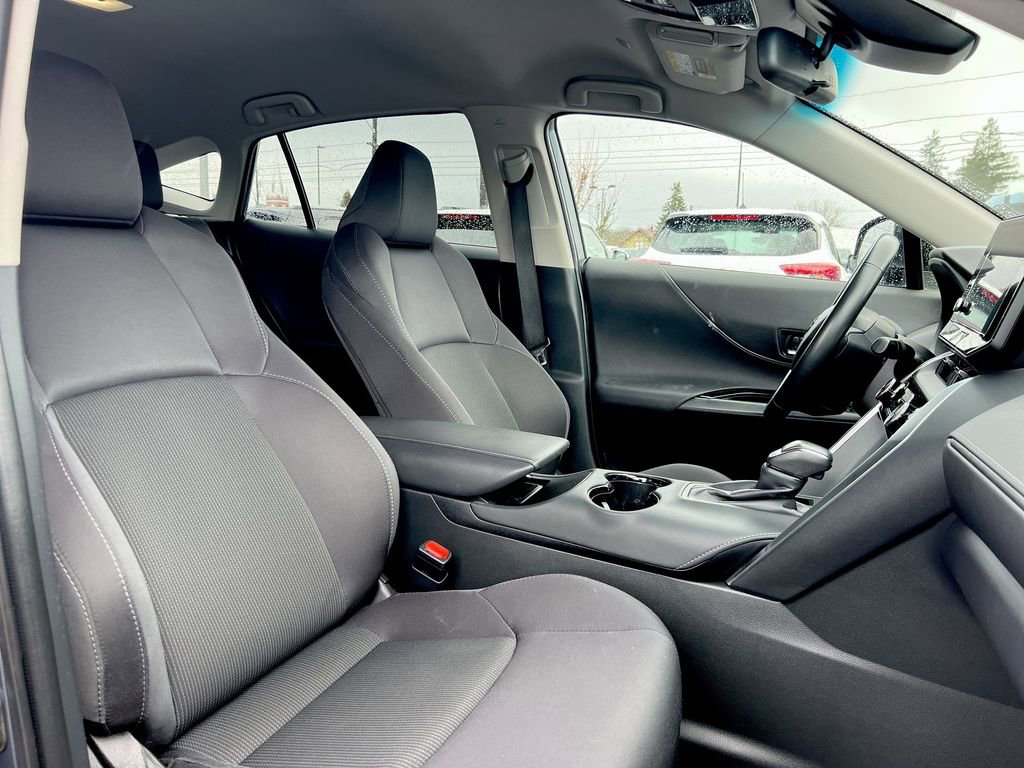 Used 2024 Toyota Venza LE image 22