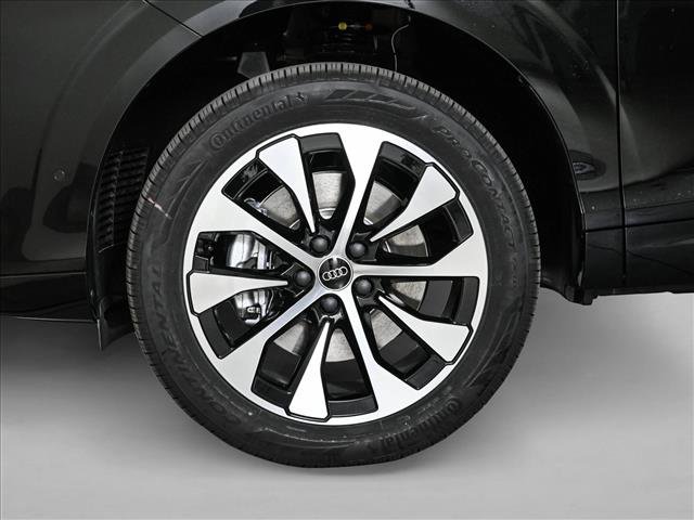 New 2026 Audi Q3 quattro 2.0T AWD/4WD image 26