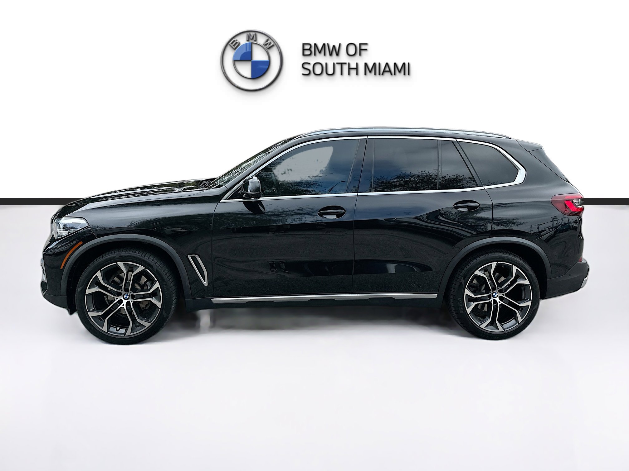 Used 2021 BMW X5 sDrive40i w/ Premium Package image 4