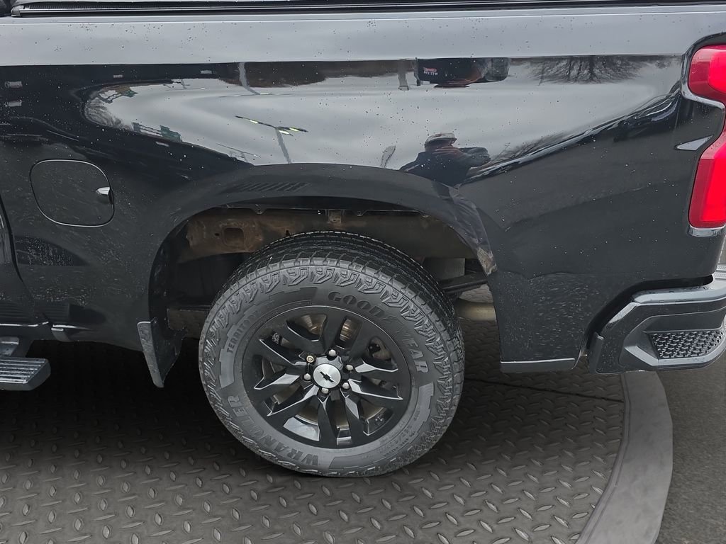 Certified 2019 Chevrolet Silverado 1500 RST image 22