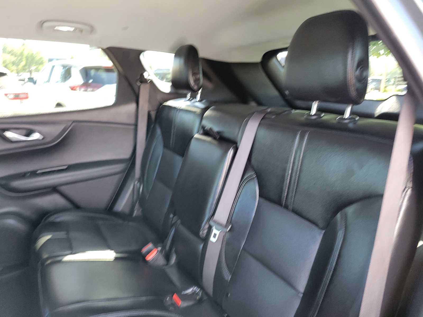 Used 2019 Chevrolet Blazer LT FWD image 17