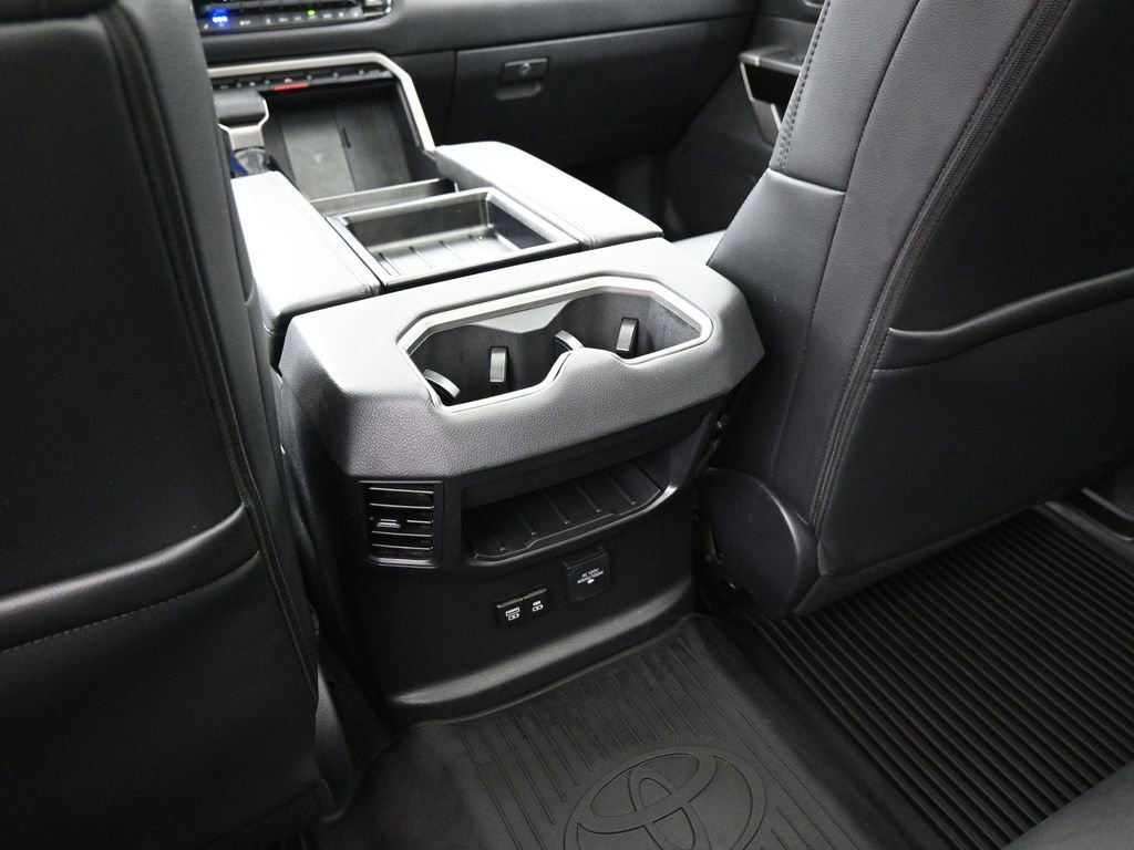 Used 2025 Toyota Tundra Limited image 25