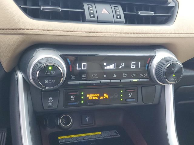 Used 2020 Toyota RAV4 Limited image 31