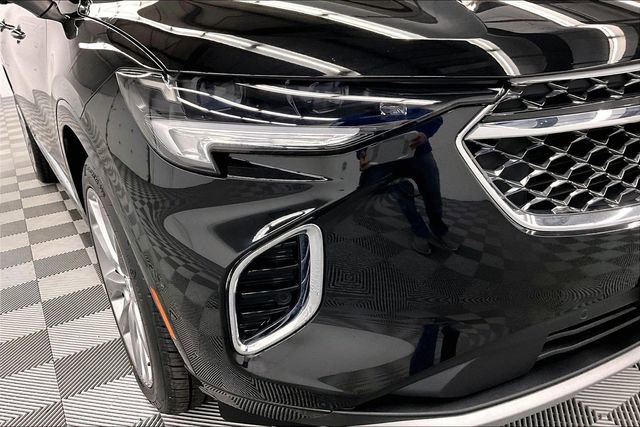 Used 2023 Buick Envision Avenir AWD/4WD image 35