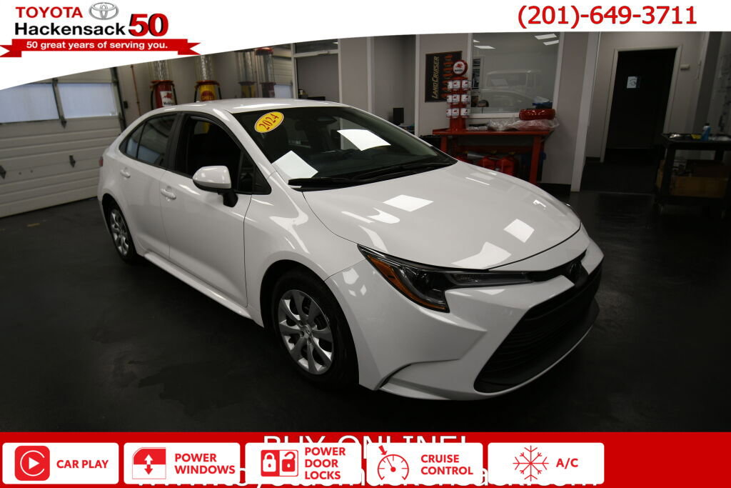 Used 2024 Toyota Corolla LE