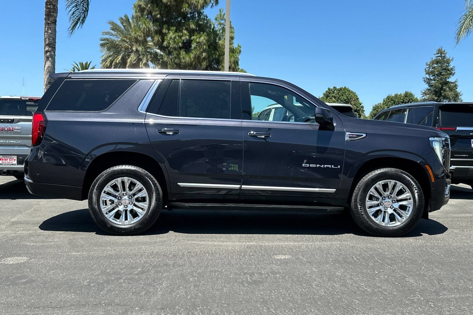 Certified 2025 GMC Yukon Denali RWD image 3