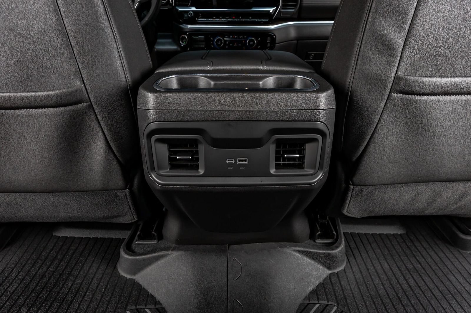 Used 2025 Chevrolet Silverado 1500 LT Trail Boss w/ Convenience Package II AWD/4WD image 31