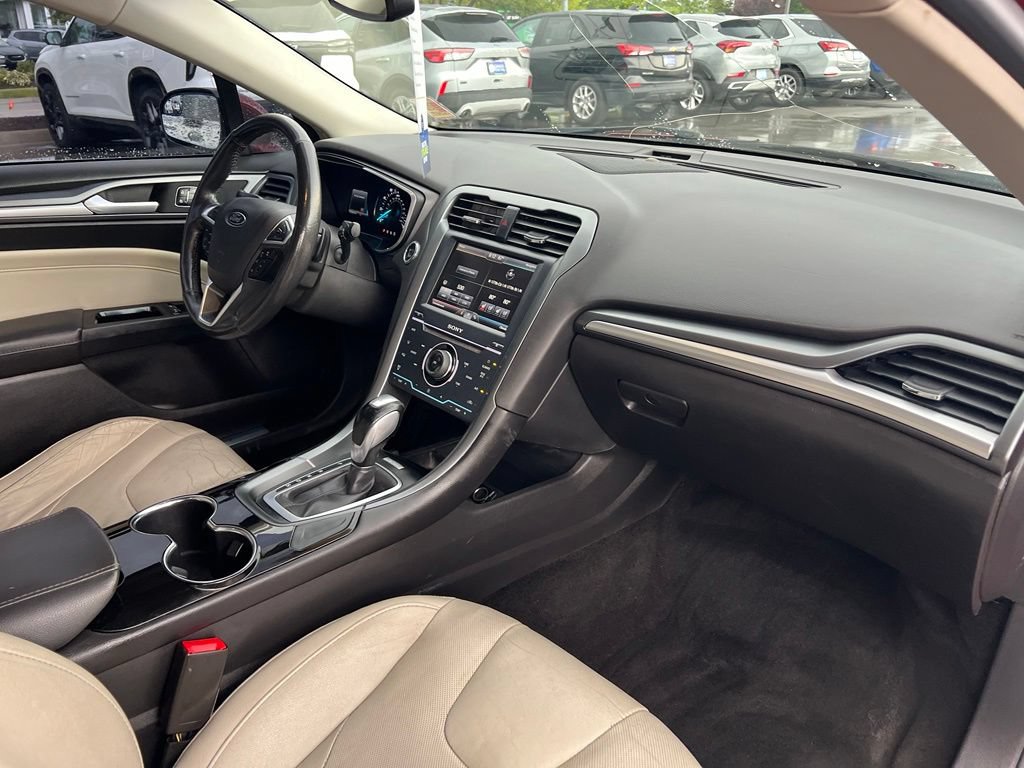 Used 2014 Ford Fusion Titanium FWD image 26