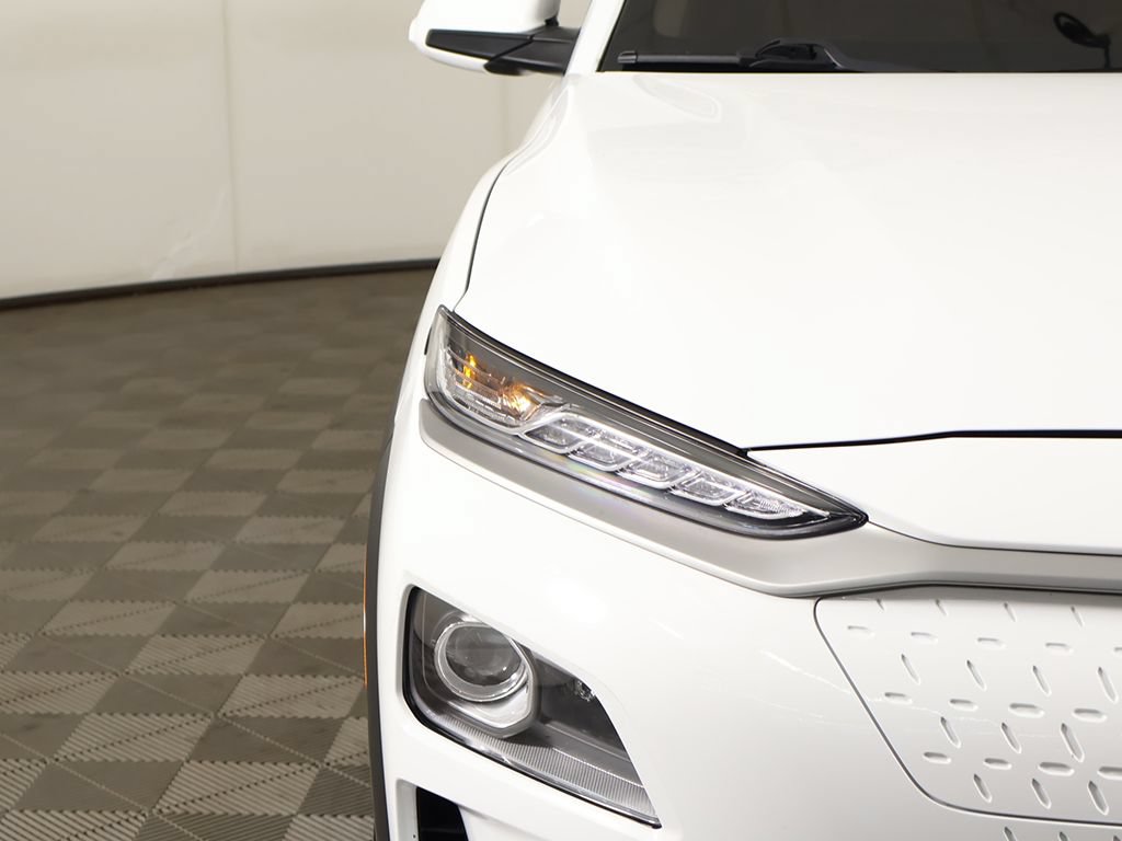 Used 2021 Hyundai Kona Limited FWD image 13