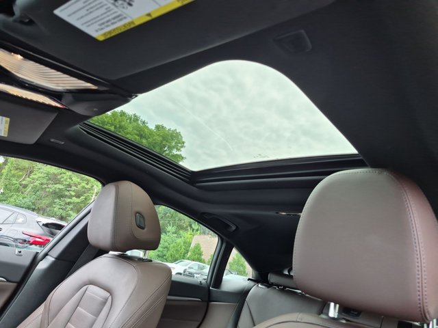 Used 2023 BMW i4 eDrive35 w/ Premium Package RWD image 16