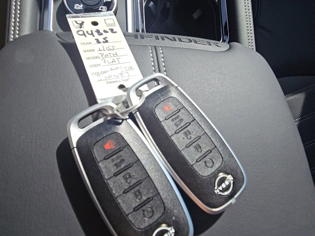 New 2025 Nissan Pathfinder Platinum w/ Lighting Package (N92) image 48