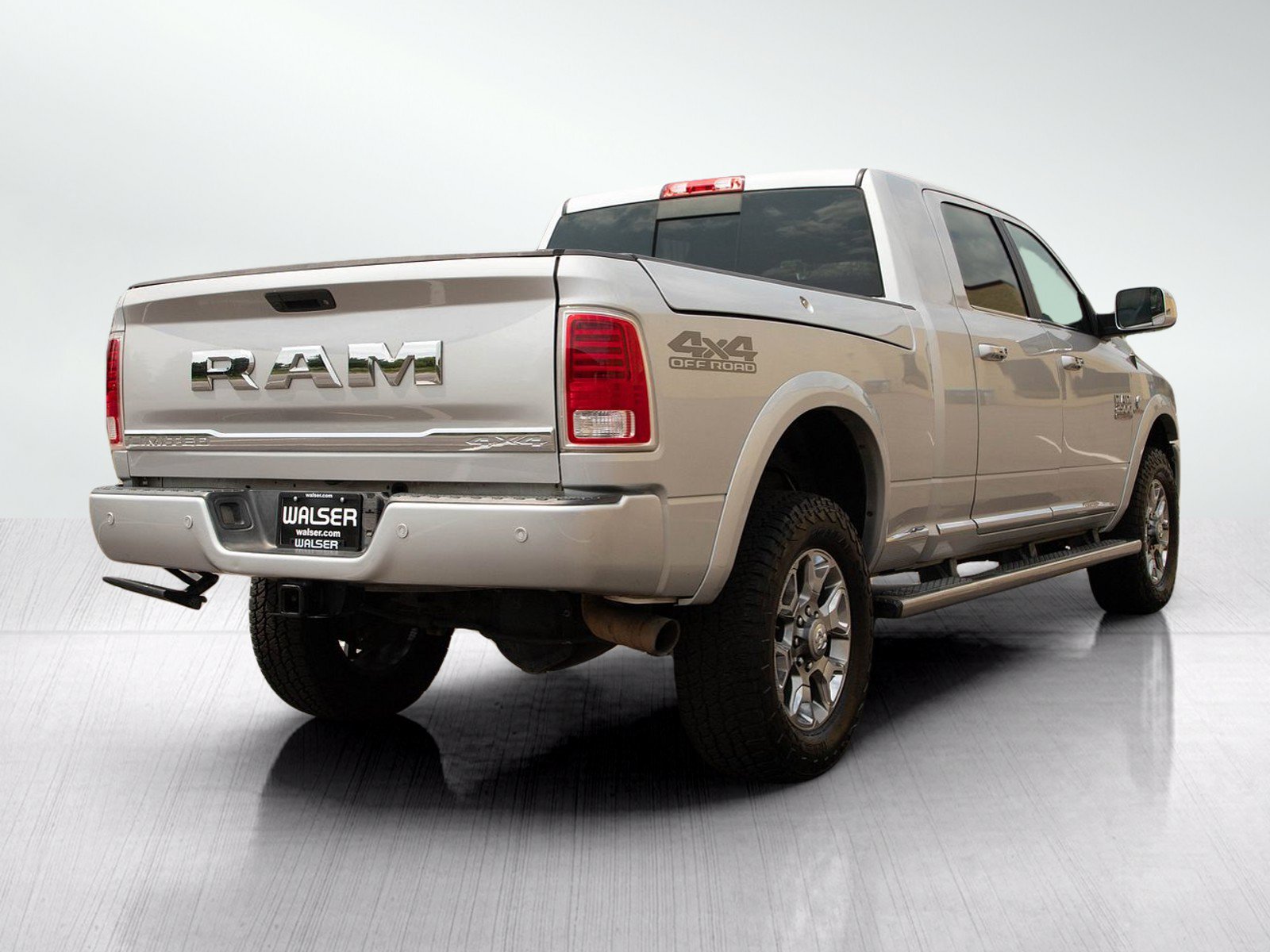 Used 2017 RAM 2500 Limited AWD/4WD image 5