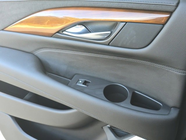 Used 2019 Cadillac Escalade ESV Luxury w/ Escalade Sport Edition image 20