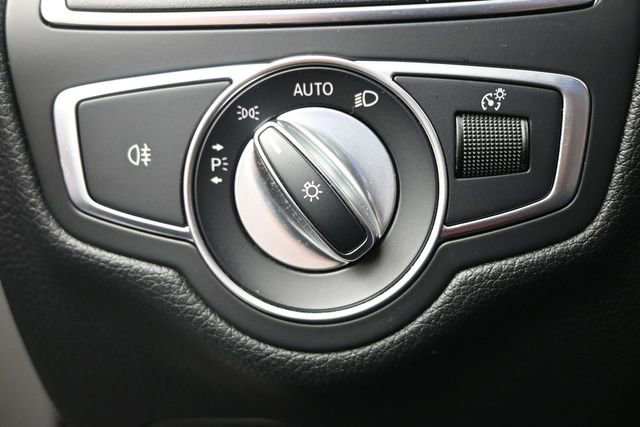Used 2020 Mercedes-Benz C 300 Cabriolet image 14