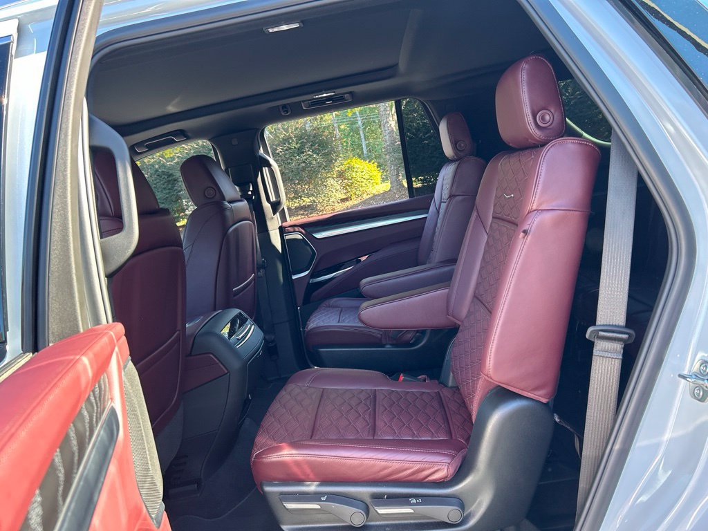 Used 2026 Cadillac Escalade Luxury w/ Touring Package AWD/4WD image 44