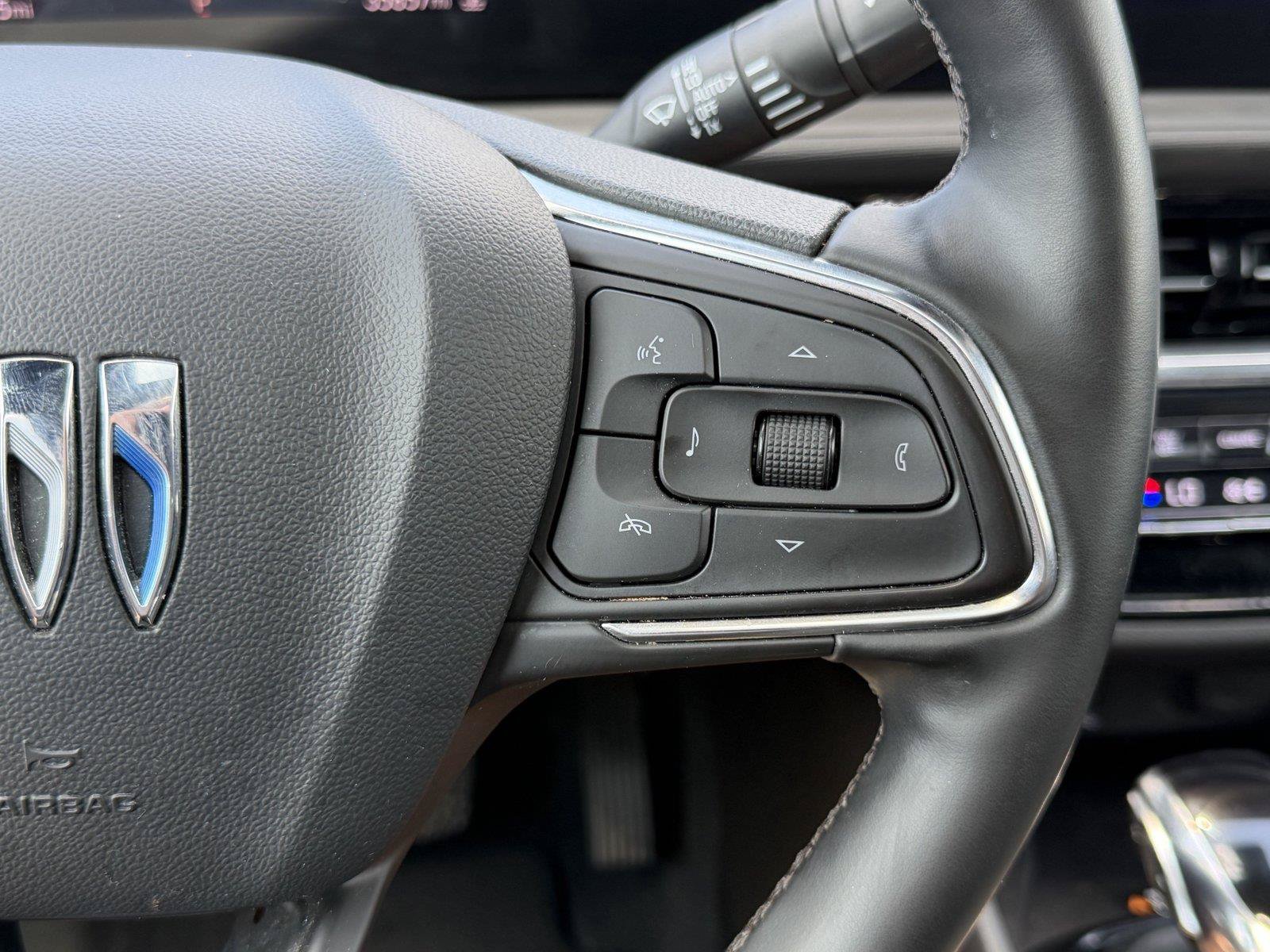 Used 2025 Buick Envista Avenir FWD image 23