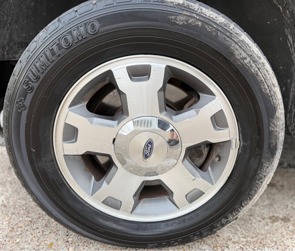 Used 2010 Ford F150 STX image 18