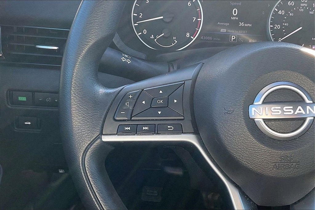 Used 2024 Nissan Sentra SV image 11