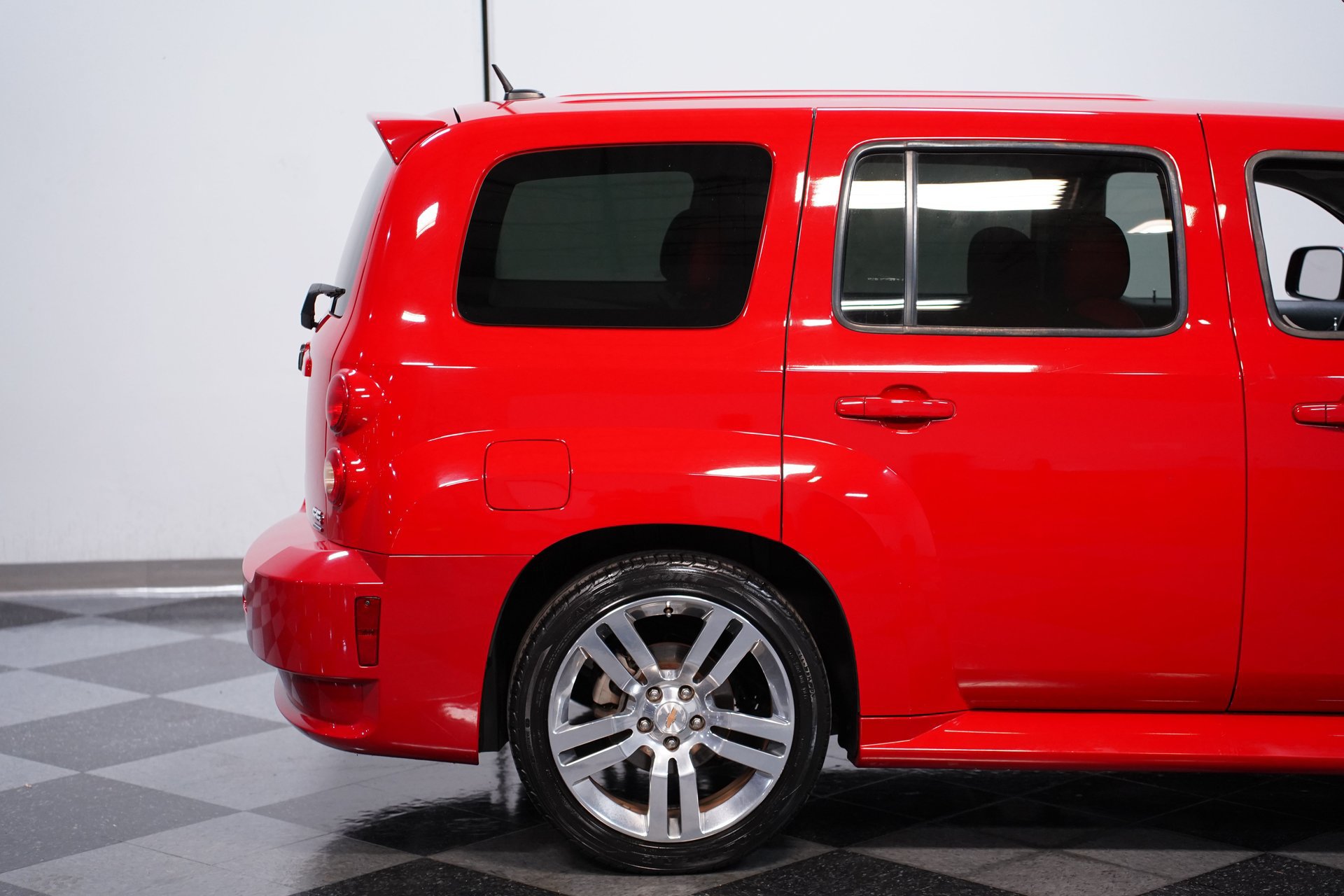 Used 2008 Chevrolet HHR SS FWD image 23