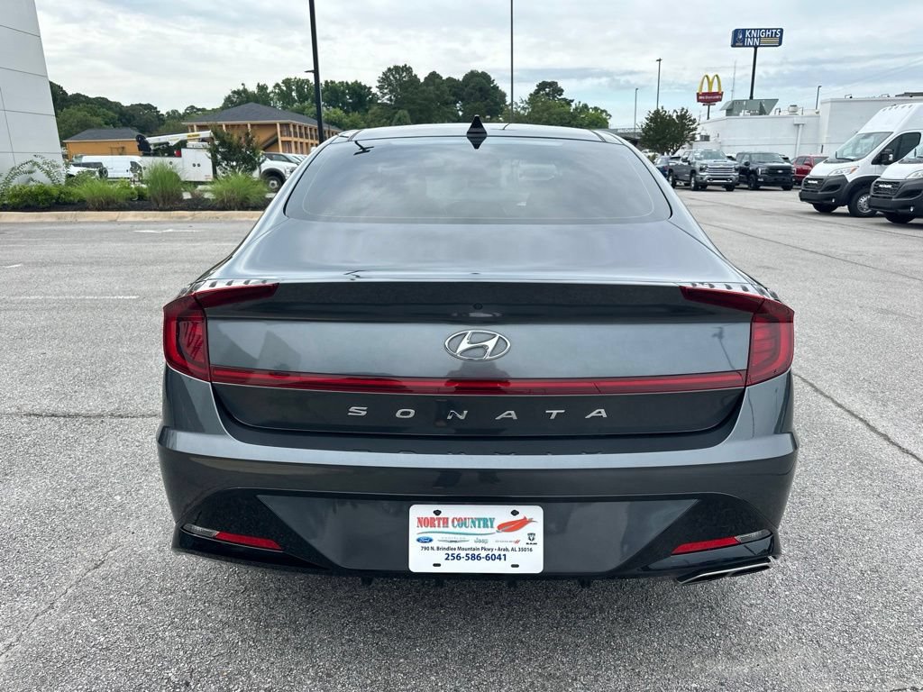 Used 2023 Hyundai Sonata SEL w/ Convenience Package FWD image 5