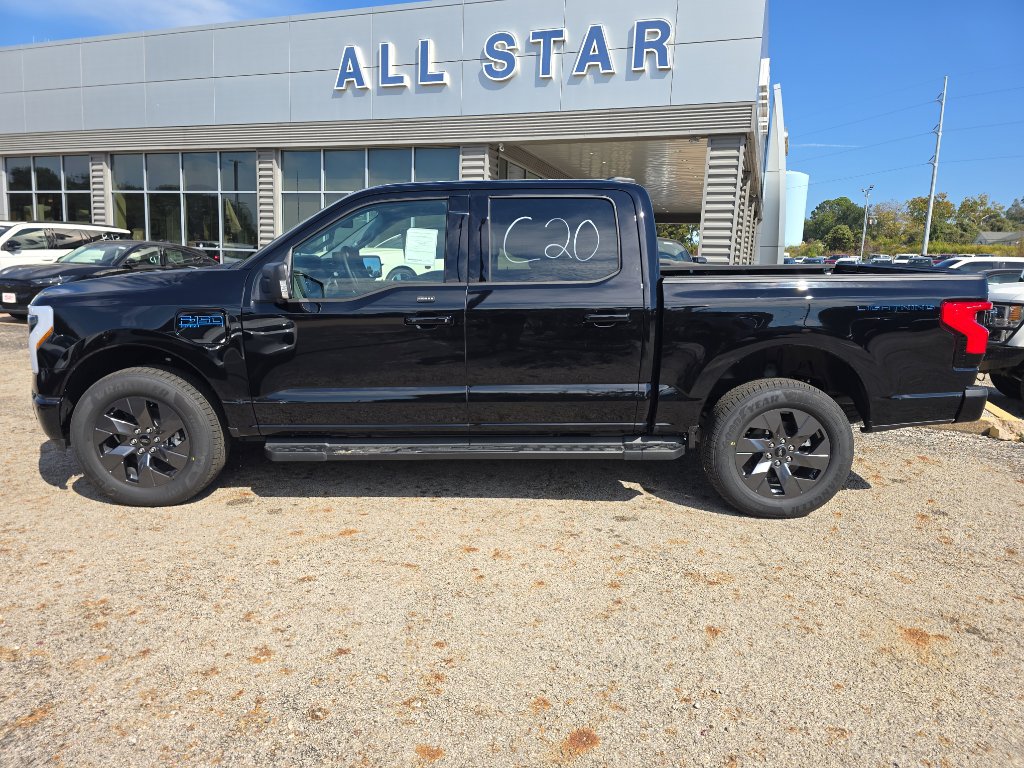 New 2025 Ford F150 Lightning Flash image 8
