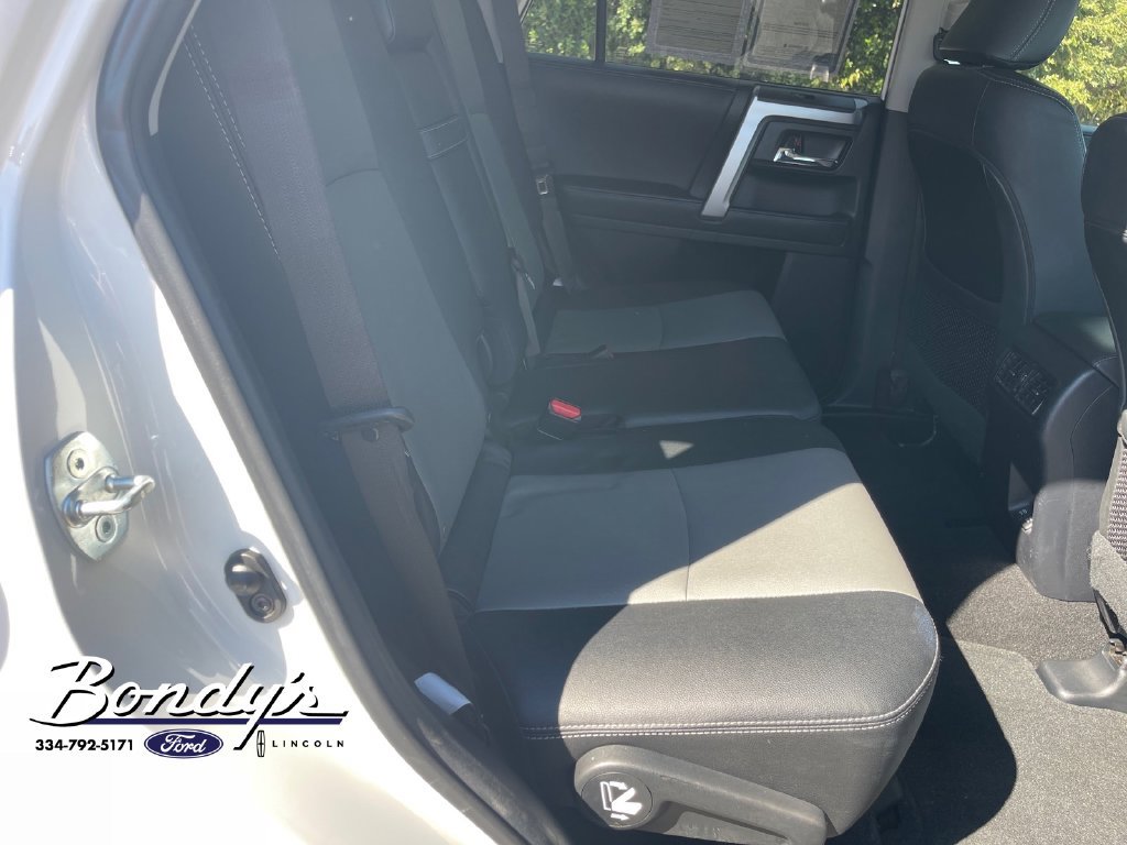 Used 2021 Toyota 4Runner SR5 Premium w/ Moonroof Package RWD image 16